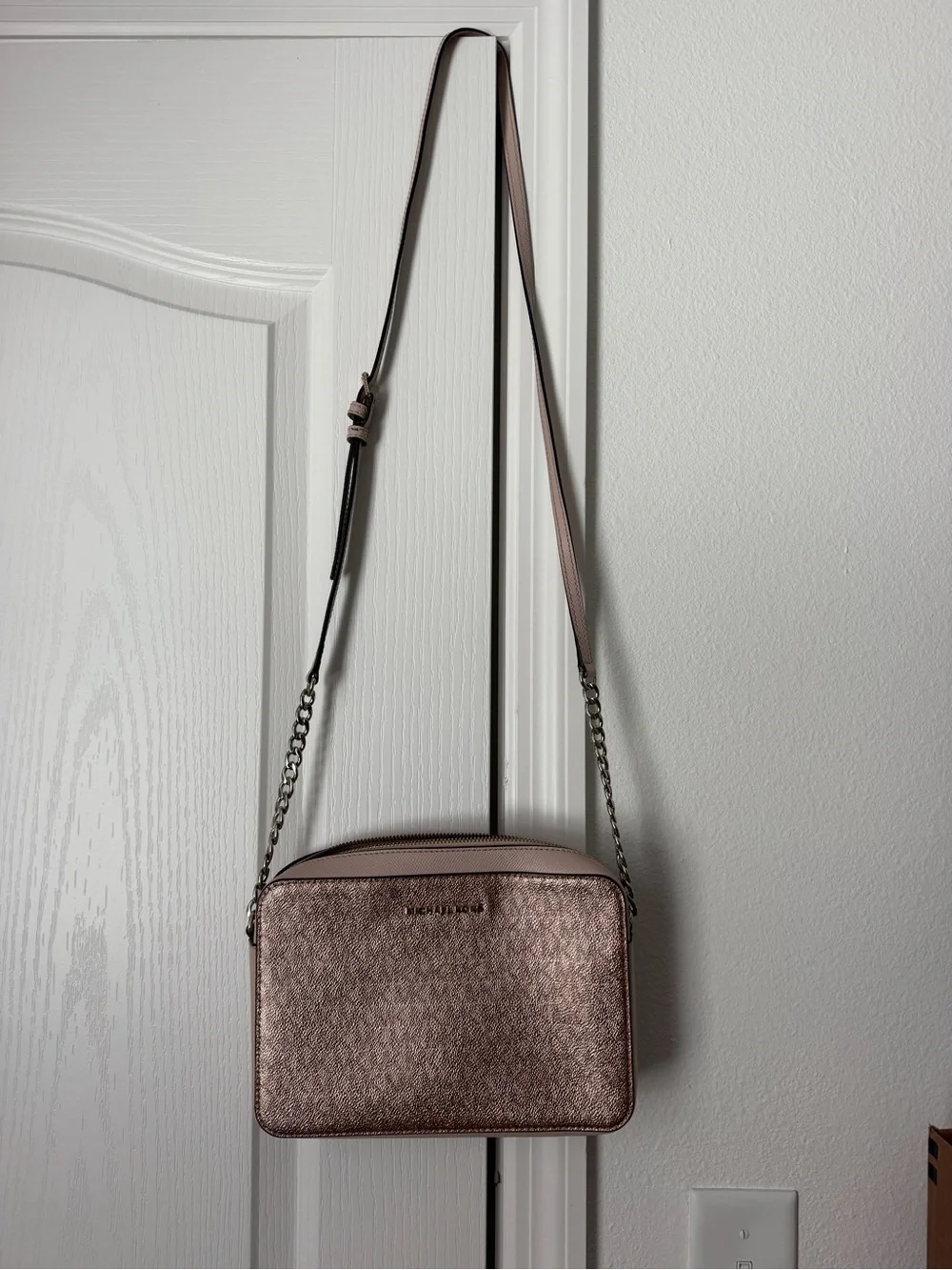 Michael Kors Metallic Rose Gold Crossbody Bag